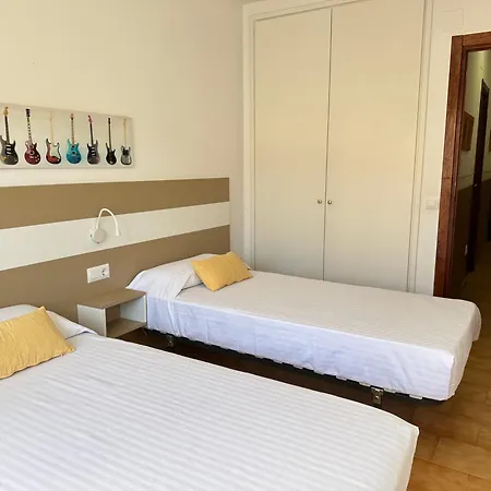 Agi Pere Lluis Апартаменты